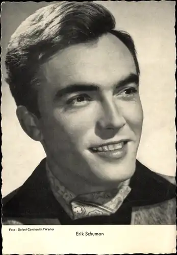 Ak Schauspieler und Synchronsprecher Erik Schumann, Portrait