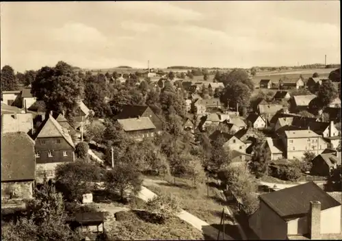 Ak Ebersbach in Sachsen Oberlausitz, Totalansicht des Ortes und Umgebung