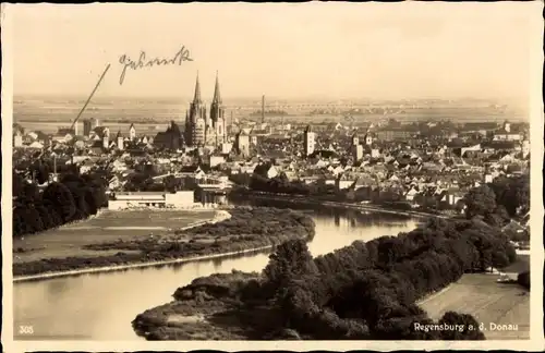 Ak Regensburg an der Donau Oberpfalz, Panorama vom Ort