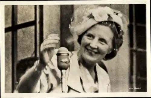 Ak Königin Juliana der Niederlande, Portrait