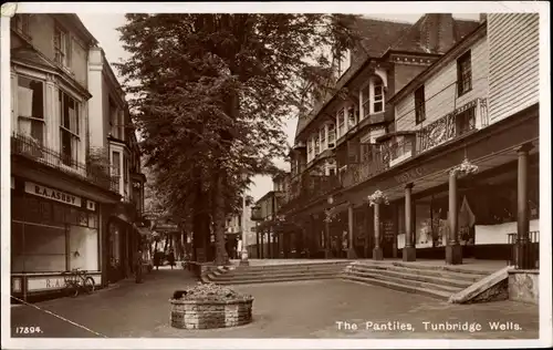 Ak Tunbridge Wells Kent England, The Pantiles