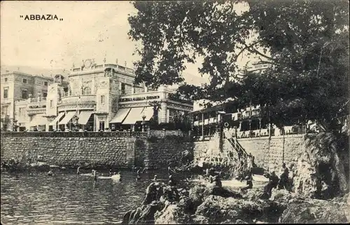 Ak Opatija Abbazia Kroatien, Felspartie, Ufer, Häuser