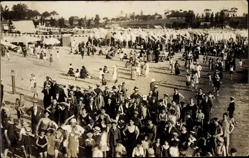 Ak Montevideo Uruguay, Strandpartie, Besucher