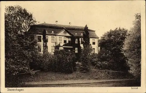 Ak Reuterstadt Stavenhagen in Mecklenburg, Schloss