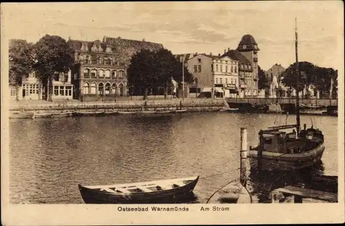 Ak Ostseebad Warnemünde Rostock, Am Strom, Hafenpartie