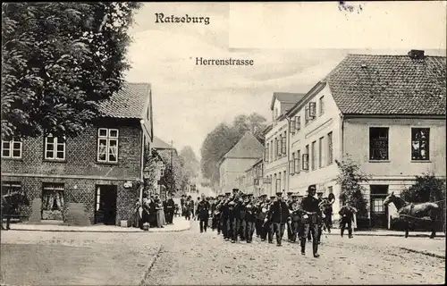 Ak Ratzeburg im Herzogtum Lauenburg, Militärkapelle, Herrenstraße