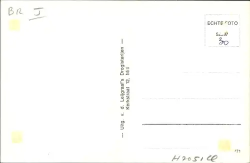 Ak Mill Nordbrabant, Oranjeboomstraat met Gemeentehuis en R.K. Kerk