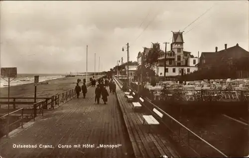 Ak Selenogradsk Ostseebad Cranz Ostpreußen, Corso mit Hotel Monopol