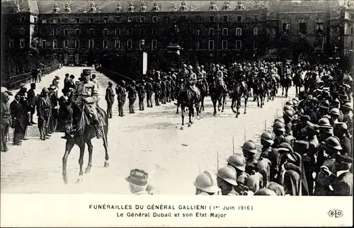 Ak Paris, Funerailles du General Gallieni, Le General Dubail et son Etat-Major, Parade