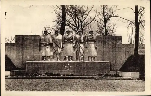 Ak Verdun Meuse, Le Monument aux Enfants de Verdun morts pendant la Grande Guerre