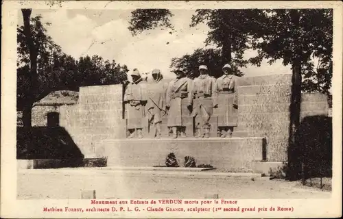 Ak Verdun Meuse, Monument aux Enfants de Verdun morts pour la France