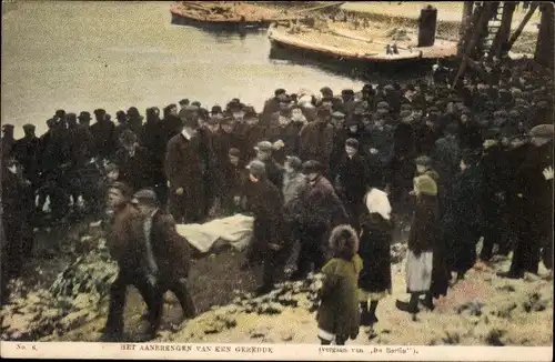 Ak Südholland, Het Aanbrengen van een Geredde, 1907 Schiffsunglück Berlin
