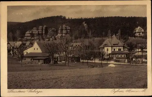 Ak Oybin in der Oberlausitz, Lausitzer Gebirge, Felsformation, Teilansicht des Ortes