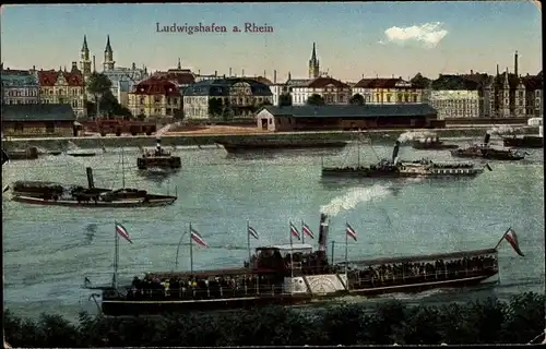 Ak Ludwigshafen am Rhein, Salondampfer, Stadtpanorama