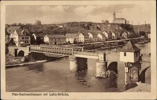 Ak Diez an der Lahn, Sachsenhausen mit Lahnbrücke