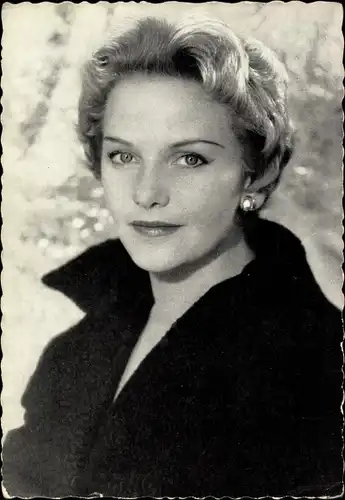 Ak Schauspielerin Hannelore Bollmann, Portrait