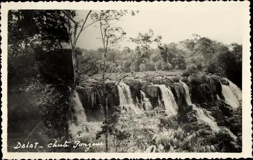 Ak Dalat Annam Vietnam, Wasserfälle
