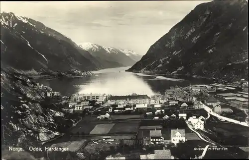 Ak Odda Hardanger Norwegen, Panorama vom Ort und Fjord
