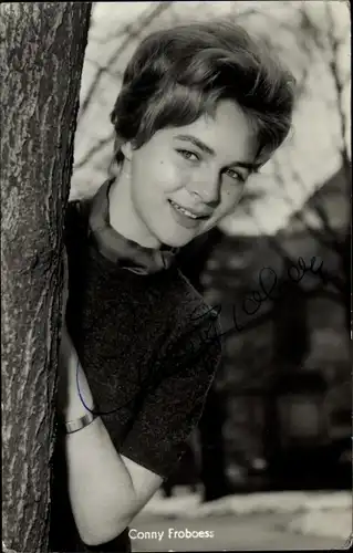 Ak Schauspielerin und Sängerin Conny Froboess, Portrait, Autogramm