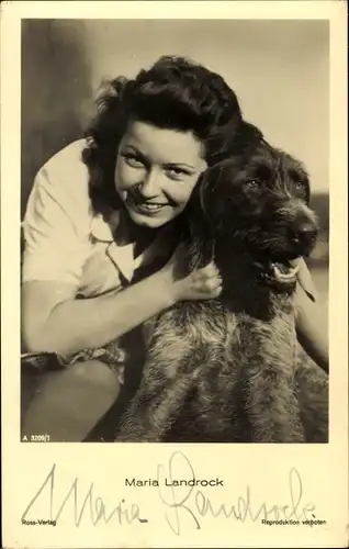 Ak Schauspielerin Maria Landrock, Portrait mit Hund, Ross Verlag A 3209 1, Autogramm