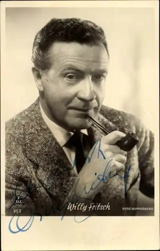 Ak Schauspieler Willy Fritsch, Portrait mit Tabakpfeife, Autogramm