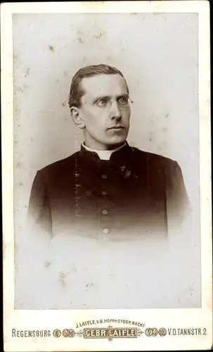 CdV Regensburg, Portrait von einem Geistlichen