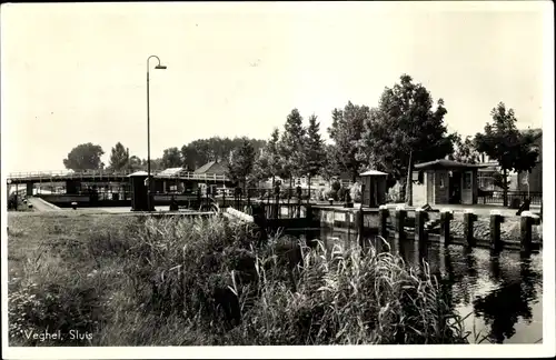 Ak Veghel Nordbrabant, Sluis