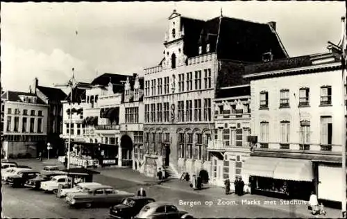 Ak Bergen op Zoom Nordbrabant Niederlande, Markt met Stadhuis