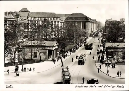 Ak Berlin Tiergarten, Potsdamer Platz, Leipziger Straße, Straßenbahn Richtung Stadion