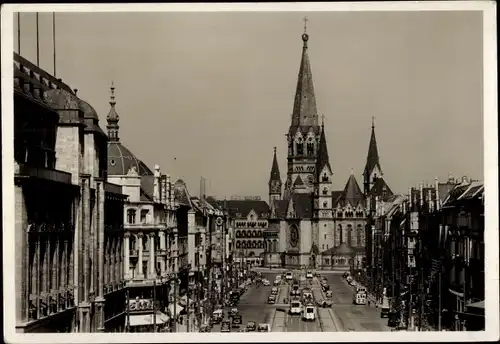 Ak Berlin Charlottenburg, Tauentzienstraße mit Kaiser-Wilhelm-Gedächtniskirche, Straßenbahnen