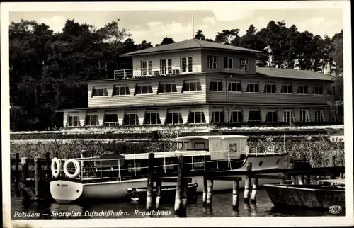 Ak Potsdam, Sportplatz Luftschiffhafen, Regattahaus