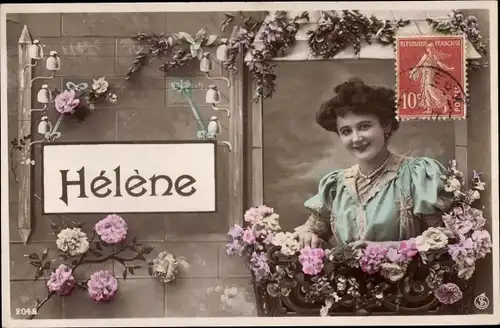 Buchstaben Ak Vorname Hélène, Frau am Fenster, Blumen, Telefonleitung