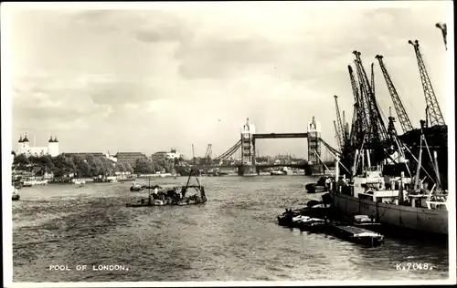 Ak London City England, Tower Bridge, Pool of London