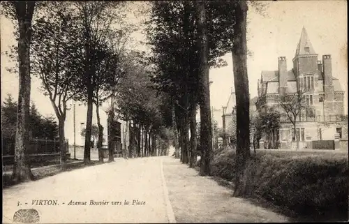 Ak Virton Wallonien Luxemburg, Avenue Bouvier vers la Place