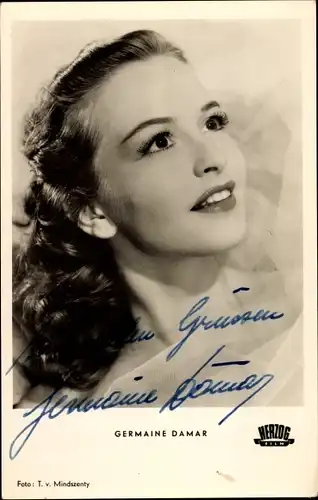 Ak Schauspielerin Germaine Damar, Portrait, Autogramm, Tanzende Sterne
