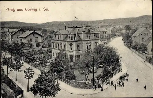 Ak Coswig in Sachsen, Straßenpartie, Villa, Garten, Anwohner
