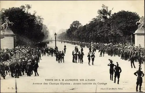 Ak Paris VIII Arrondissement Élysée, Visite de S. M. Alphonse XIII a Paris, Avenue des Champs-Élysée