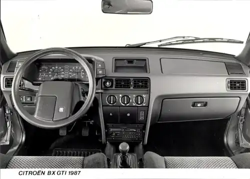 Foto Citroën BX GTi 1987, Auto, Innenansicht, Armaturenbrett