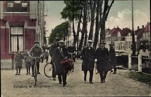 Ak Hoogeveen Drenthe Niederlande, Kerkgang