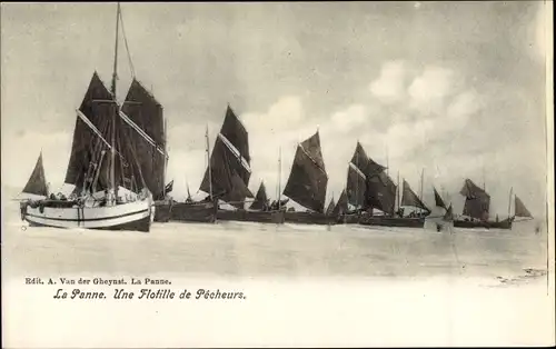 Ak La Panne De Panne Westflandern, Une Flotille de Pecheurs