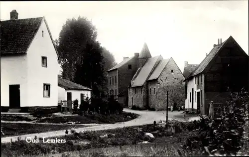 Ak Oud Lemiers Limburg Niederlande, Dorfpartie, Wohnhäuser