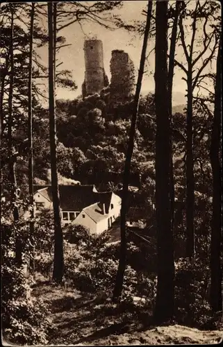 Ak Kirkel Neuhäusel Saarpfalz, Blick vom Wald auf die Burgruine