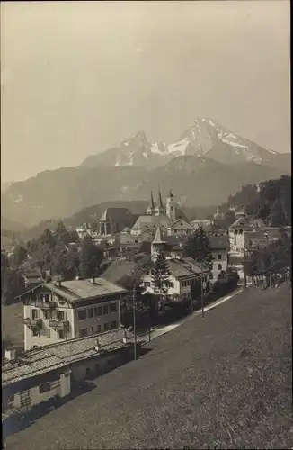 Foto Ak Salzburg, Panorama, Berge, Kirche