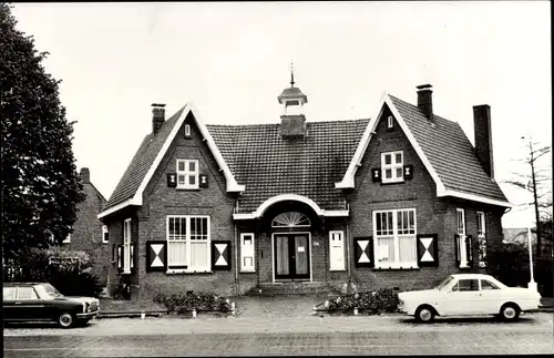 Ak Luyksgestel Nordbrabant, Gemeentehuis