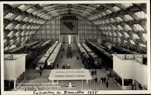 Ak Brüssel, Weltausstellung 1935, Grand Palais, Innenansicht, Eisenbahnen