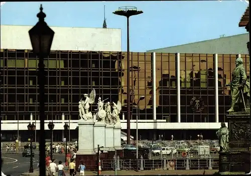 Ak Berlin Mitte, Palast der Republik, Denkmal, Autos