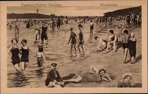 Ak Berlin Zehlendorf Wannsee, Familien Freibad, Badegäste, Strandleben