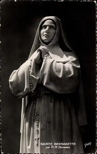 Ak Schauspielerin Fr. M. Bernard, Portrait als Sainte Bernadette