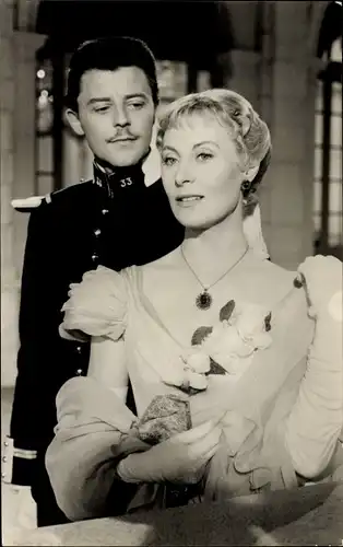 Ak Schauspielerin Michele Morgan, Gerarde Philipe, Film Das große Manöver