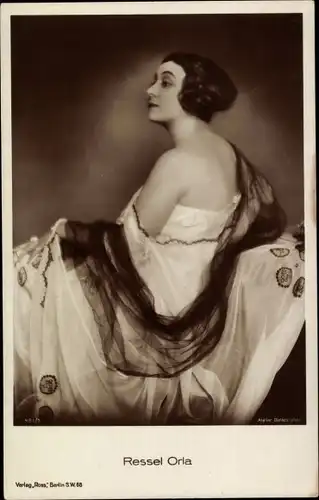 Ak Schauspielerin Ressel Orla, Portrait, schulterfreies Kleid, Ross Verlag 481 1